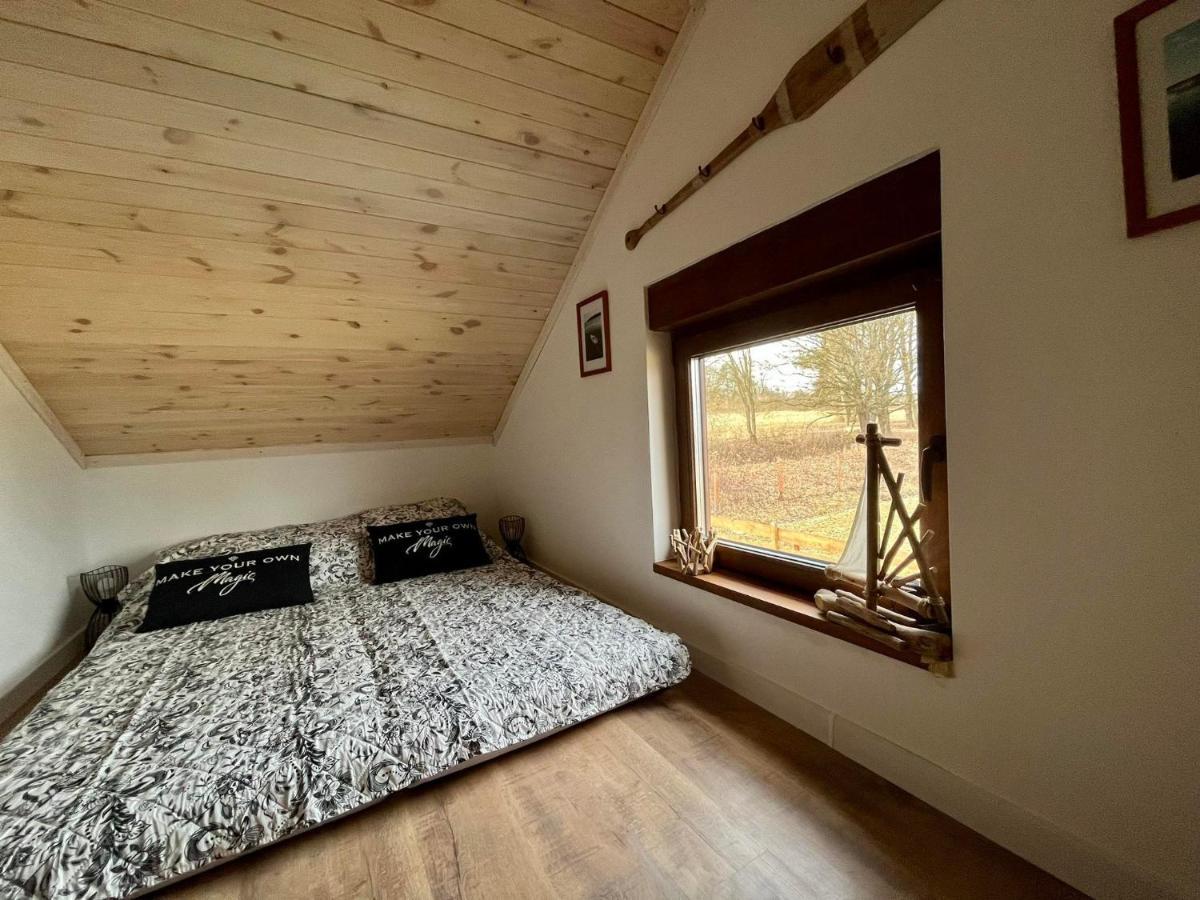 Zielona Chatka Nad Sapina Pozezdrze Exterior foto
